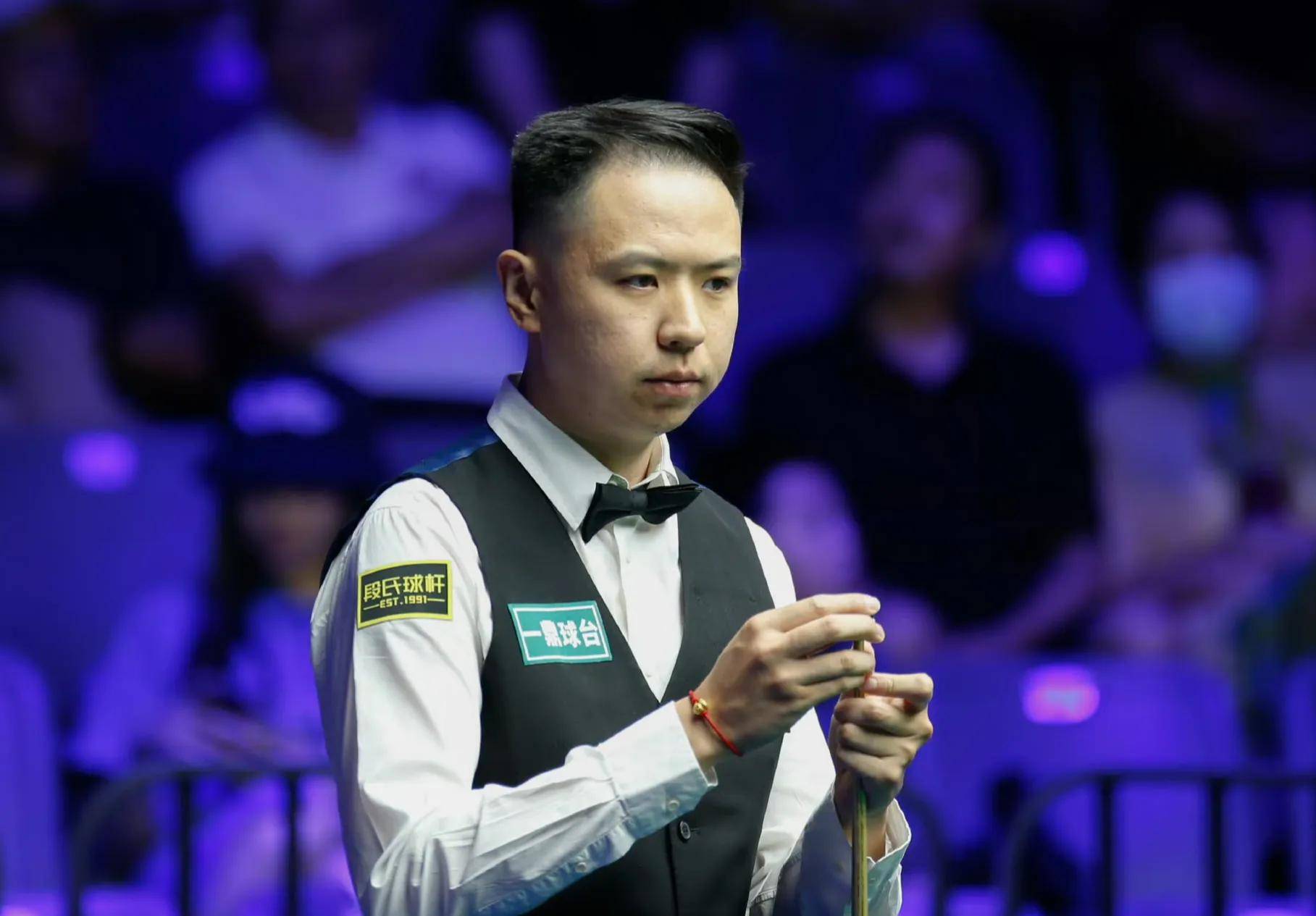 并通过青训 并通过青训